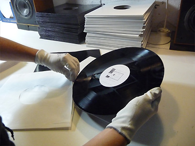 Emballage des disques vinyles